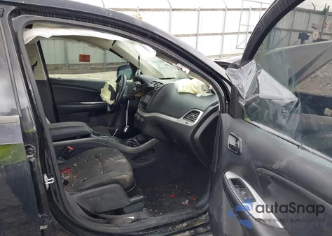 2019 Dodge Journey Se из США, поврежденный, VIN 3C4PDCBB8KT719036